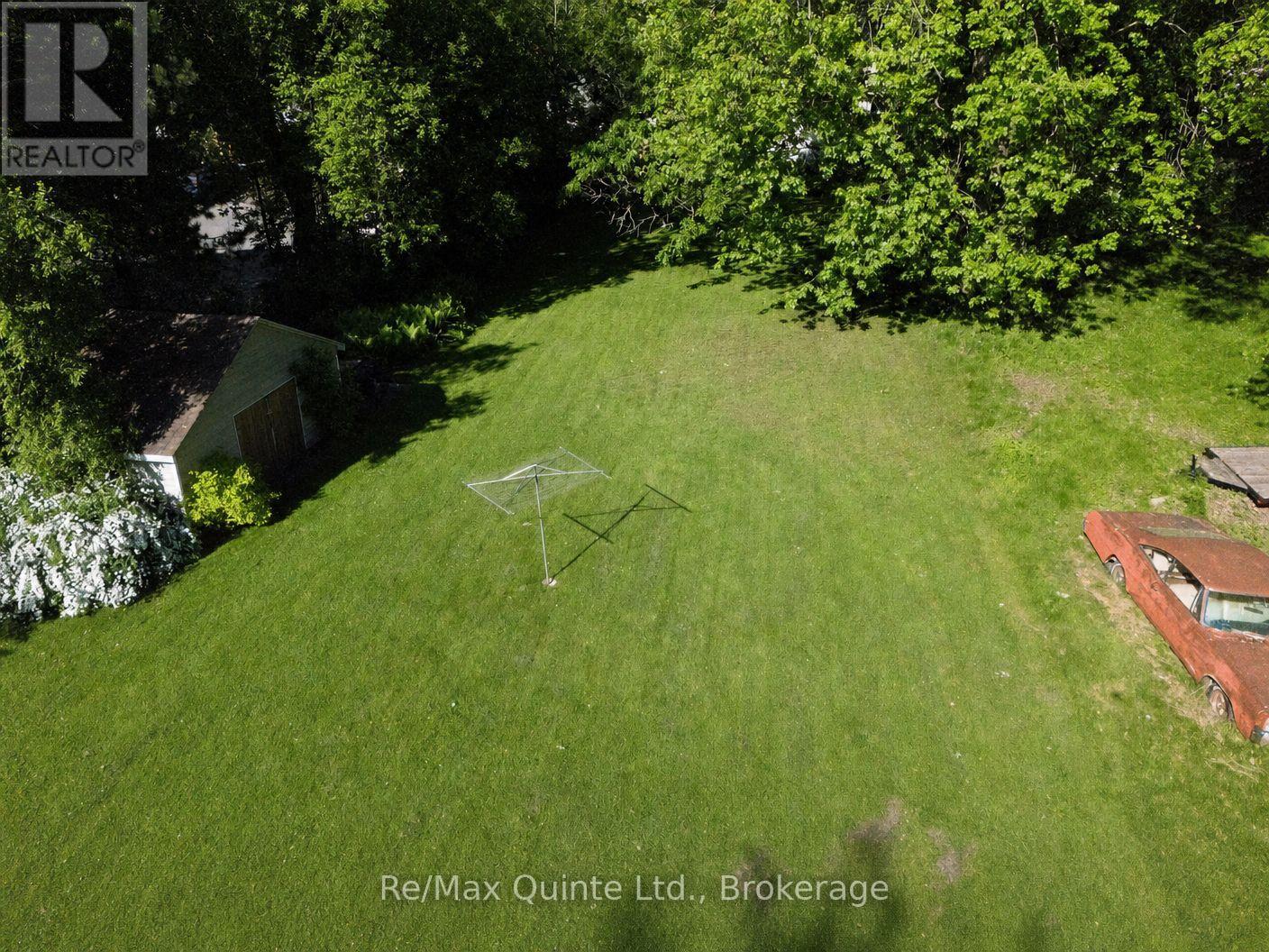 146 BLEECKER AVENUE - 31