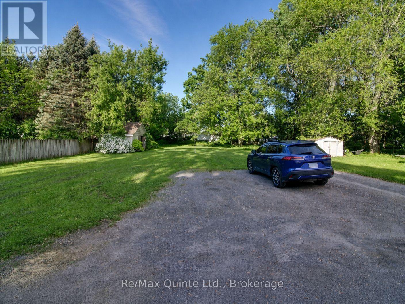 146 BLEECKER AVENUE - 35