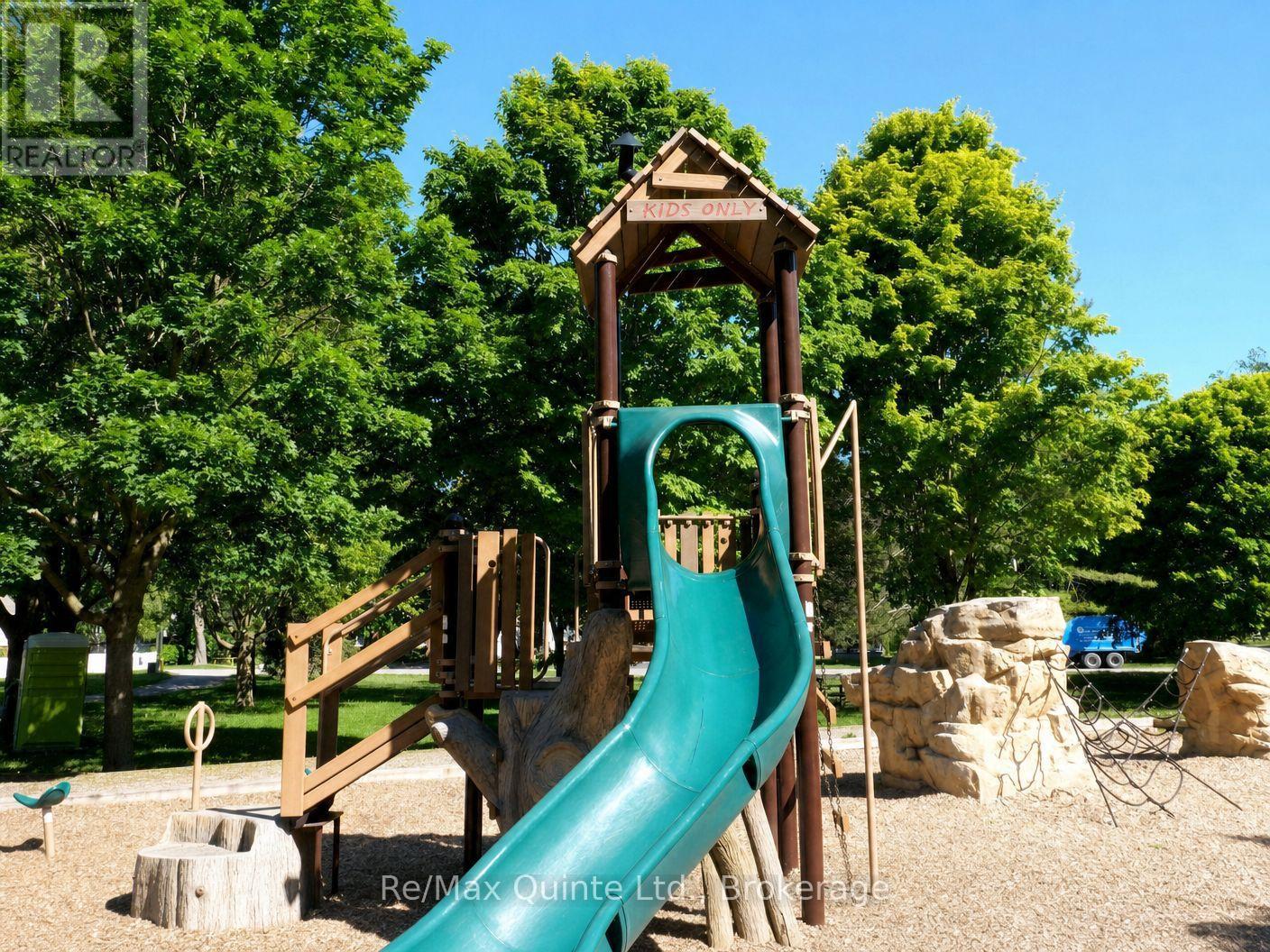 146 BLEECKER AVENUE - 39
