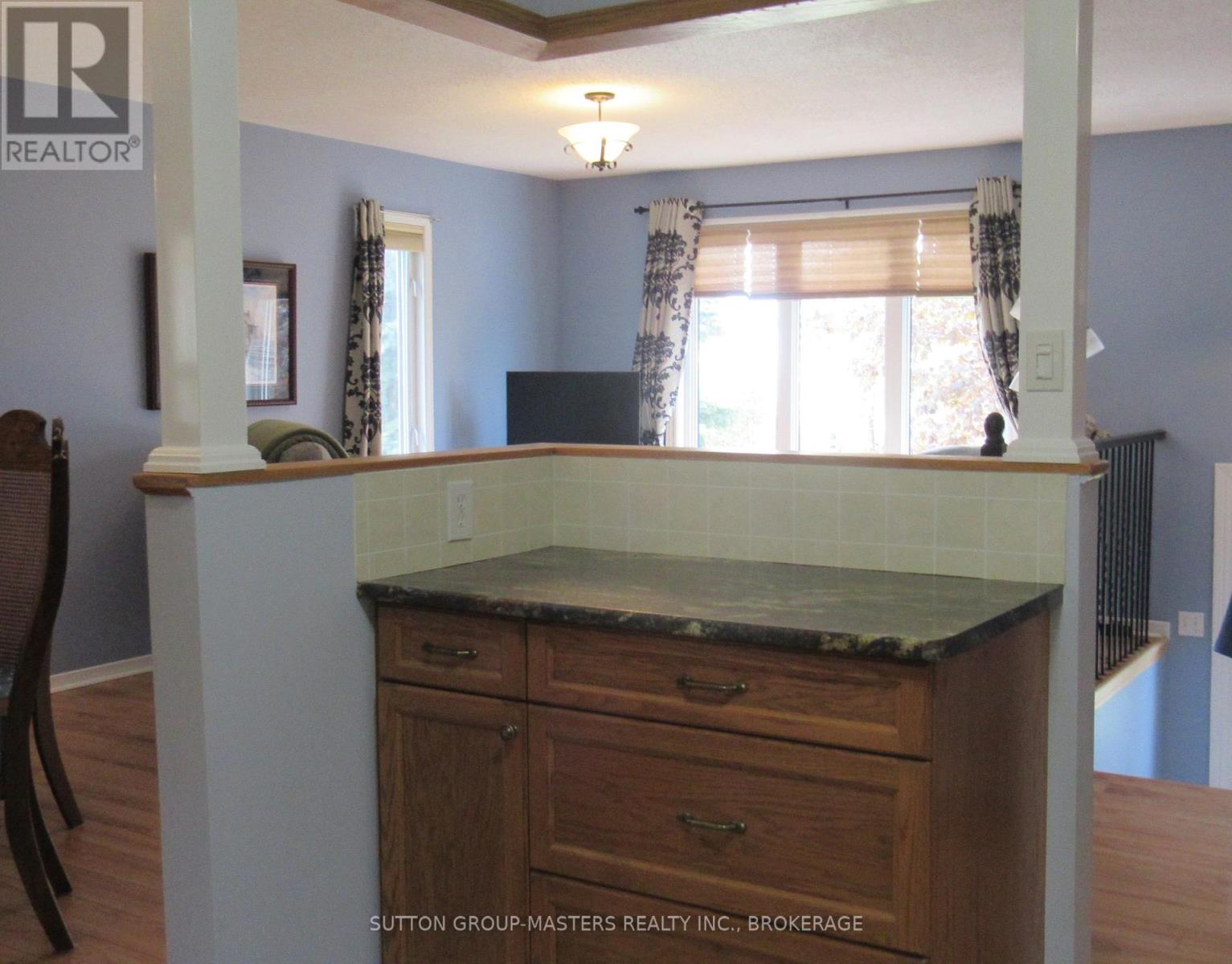 4571 BATH ROAD - 10