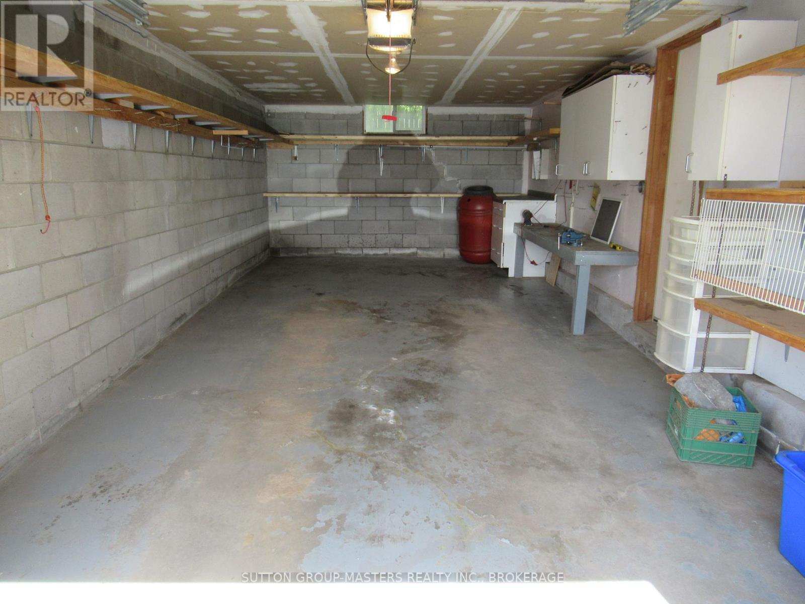 4571 BATH ROAD - 24