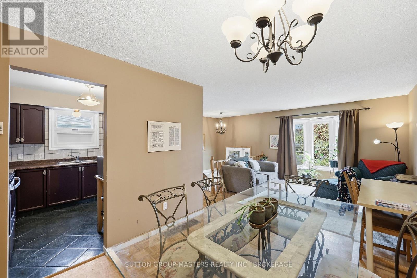 119 DAUPHIN AVENUE - 17