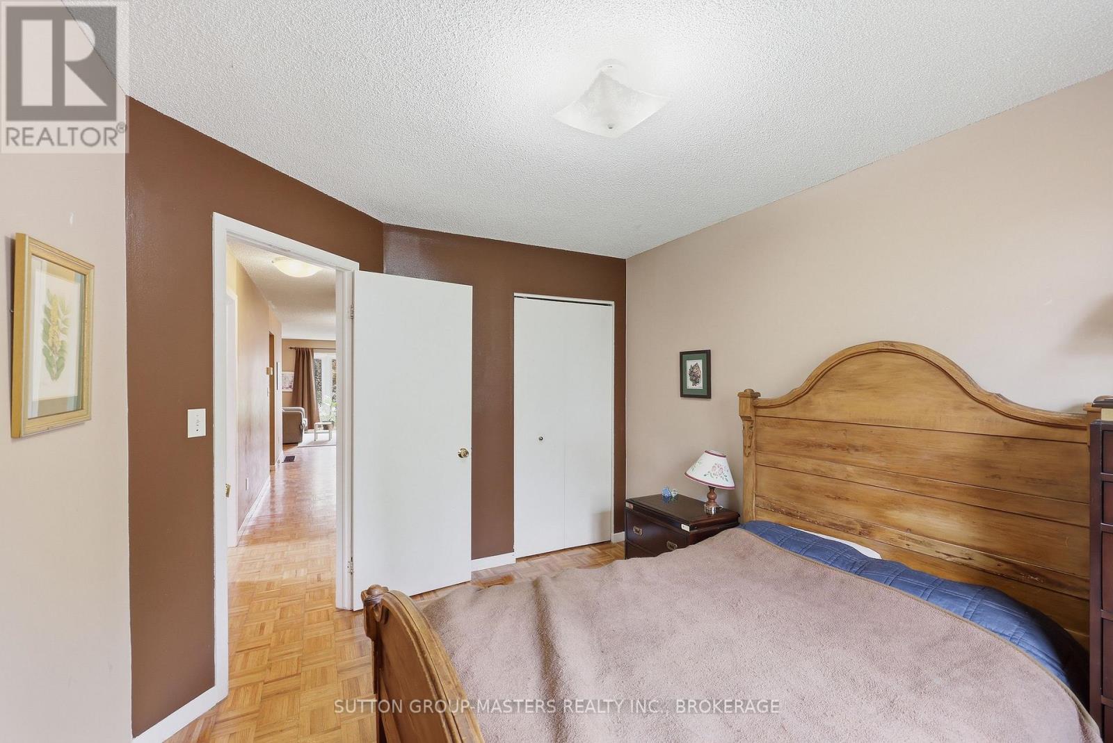 119 DAUPHIN AVENUE - 27