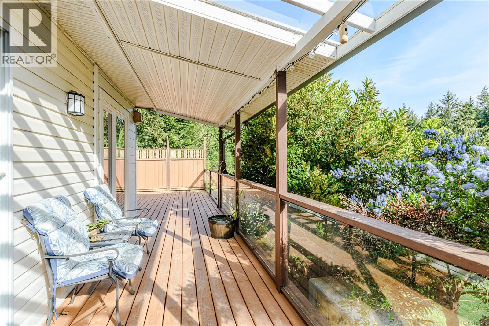 896 Chapman Rd - 17