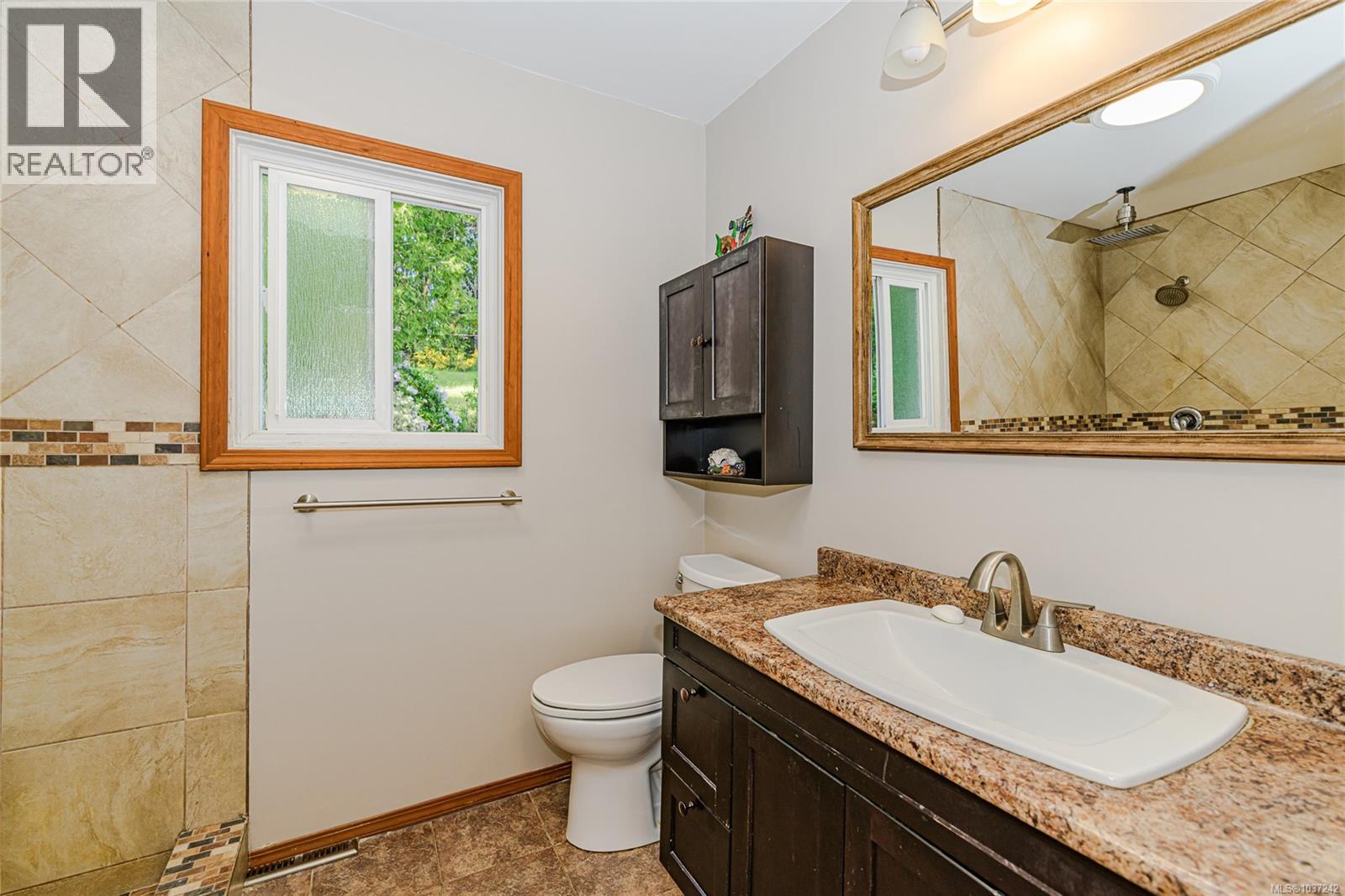 896 Chapman Rd - 21