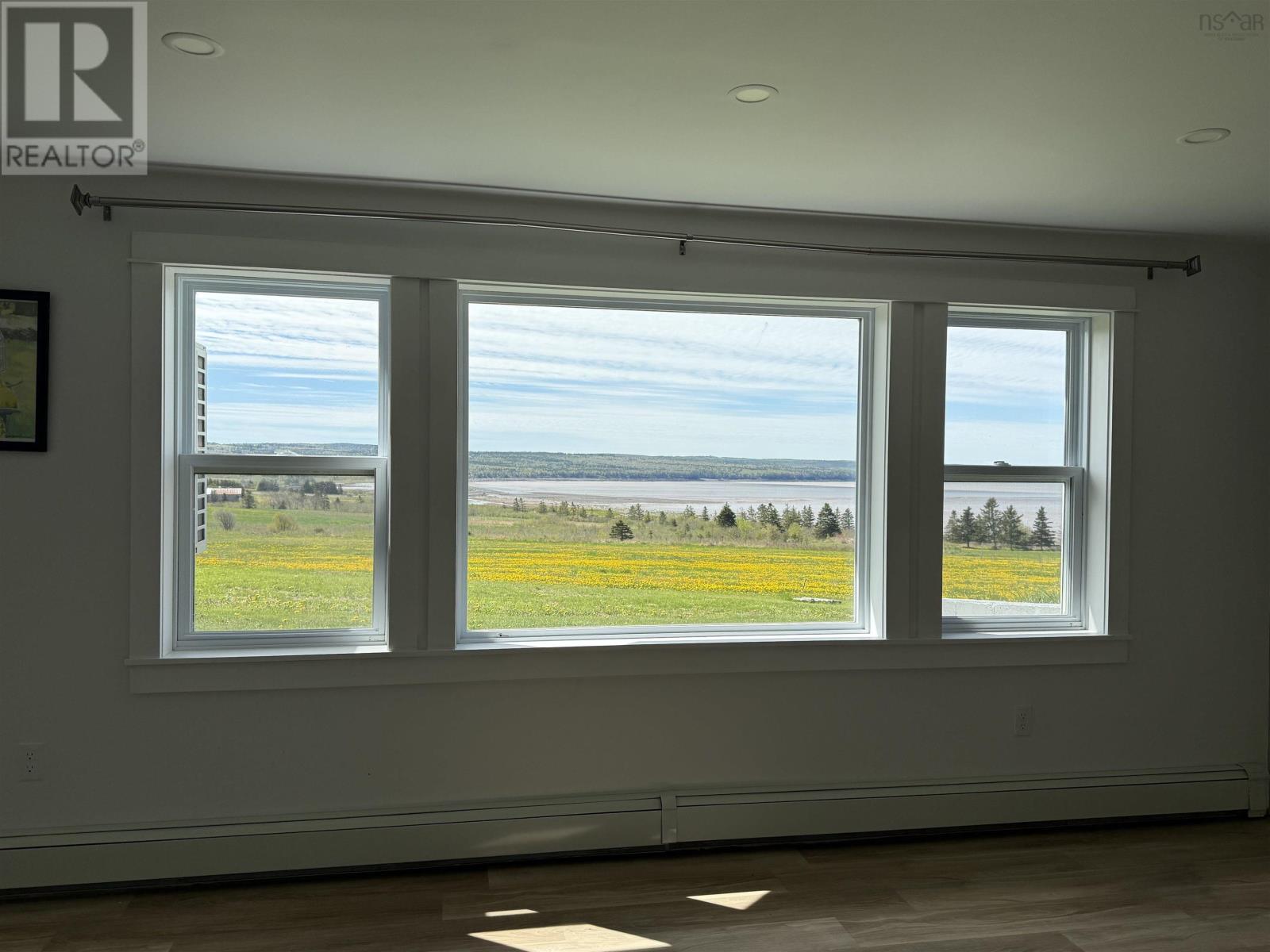 Property 22 of 26 of 1506 Cape Split Road