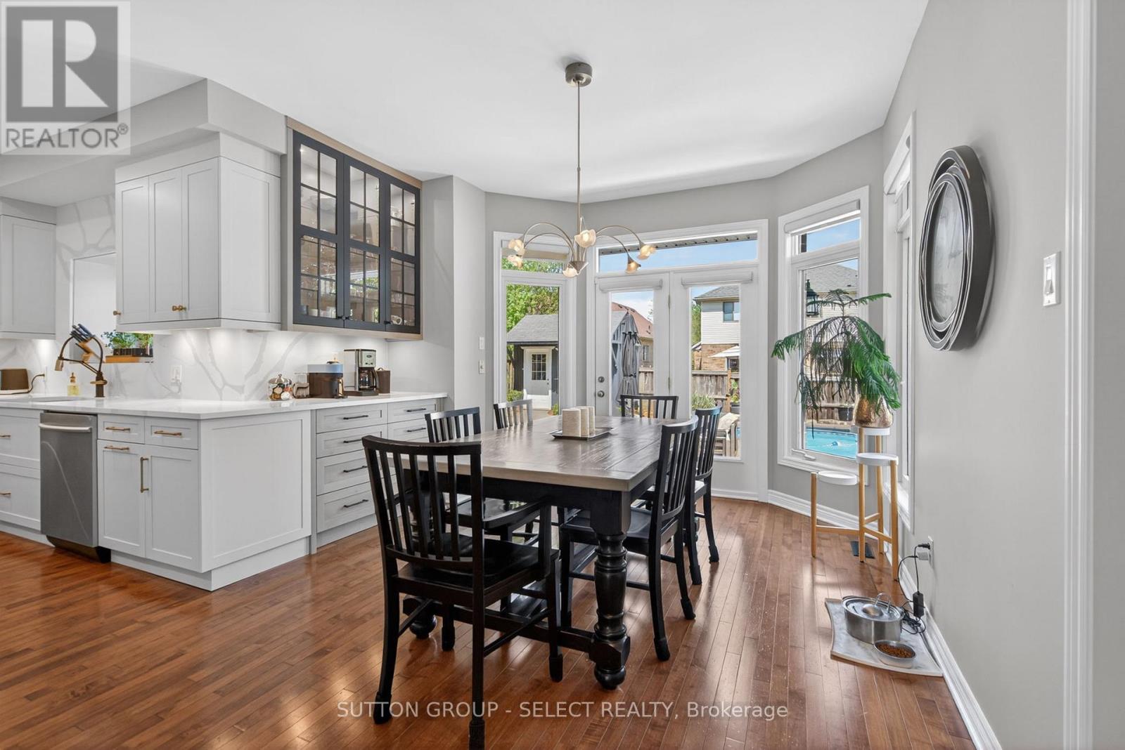 290 CHAMBERS COURT - 13