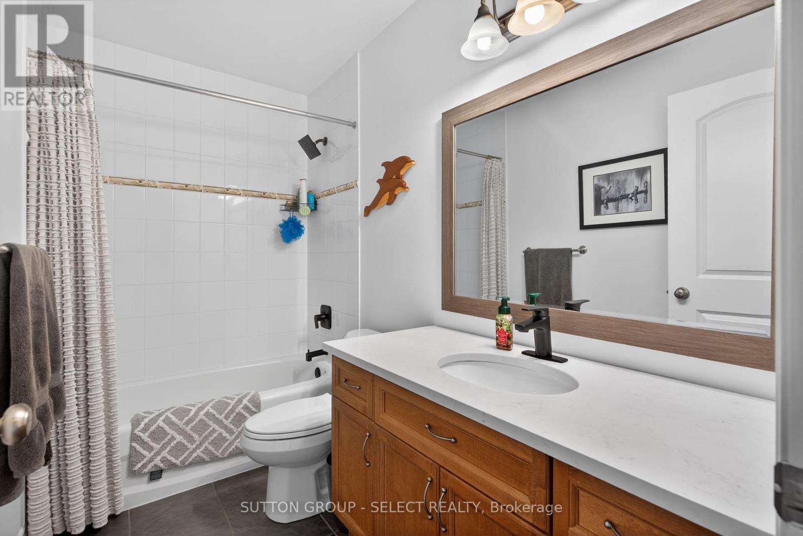 290 CHAMBERS COURT - 22