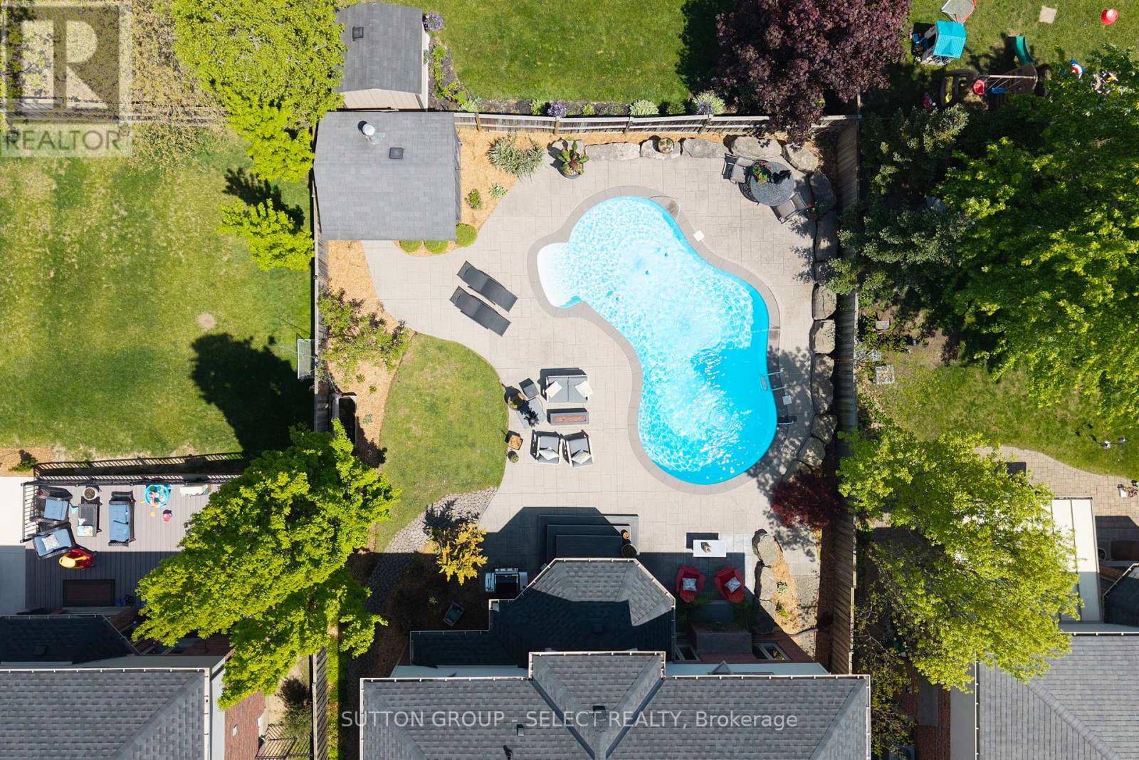 290 CHAMBERS COURT - 45