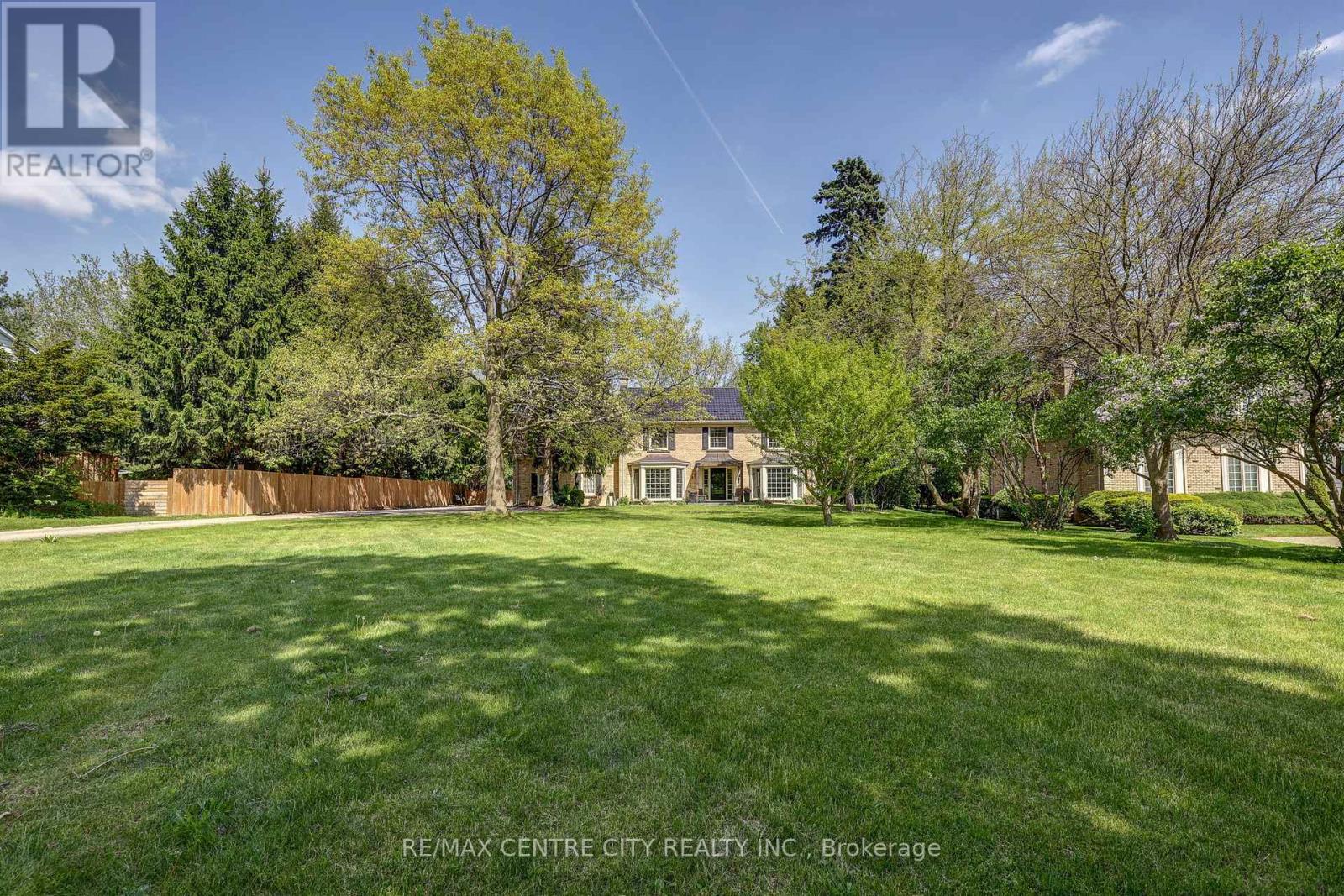 339 SUNSET DRIVE - 2