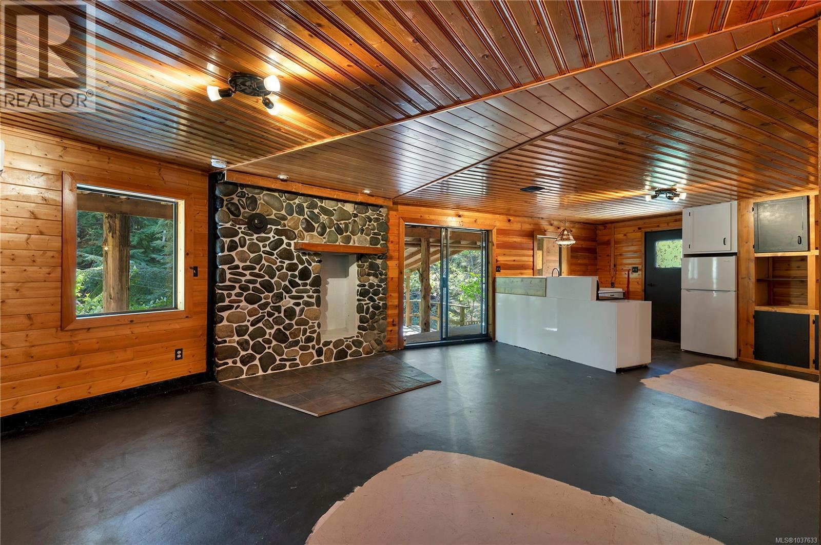 653 Green Rd - 10