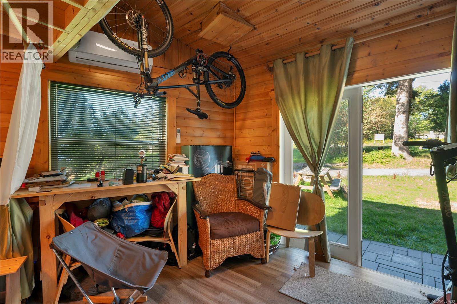 653 Green Rd - 25
