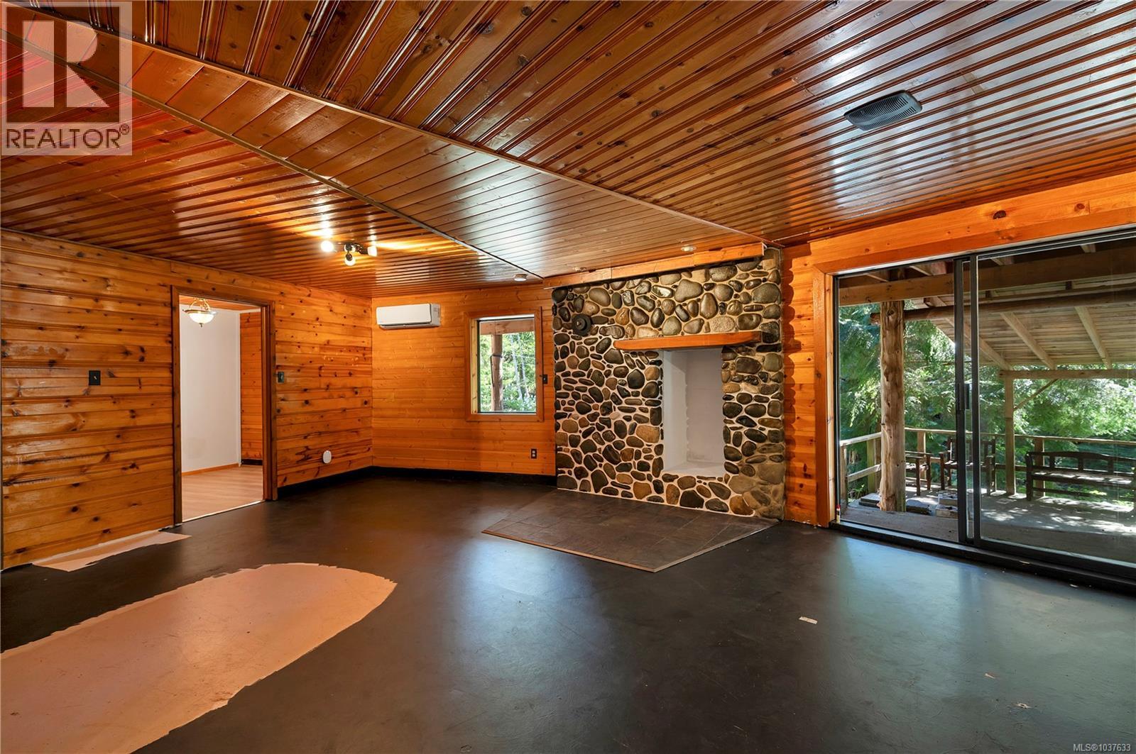 653 Green Rd - 4