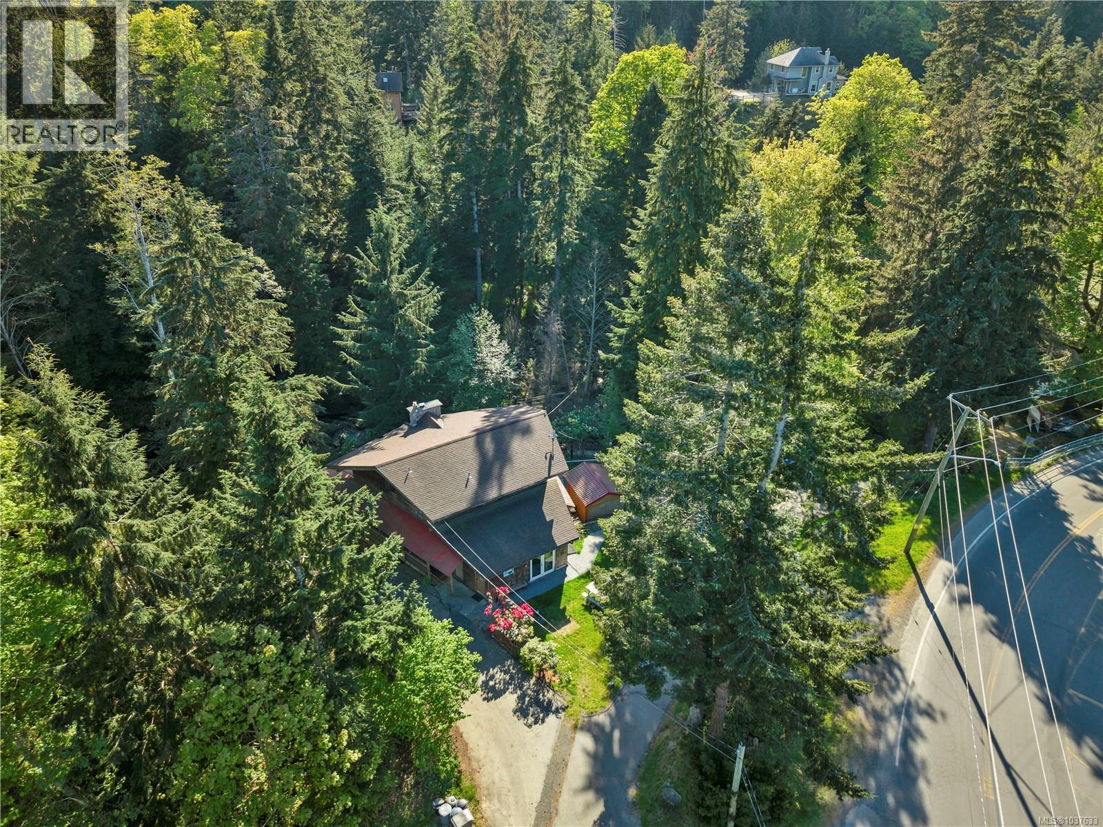 653 Green Rd - 81