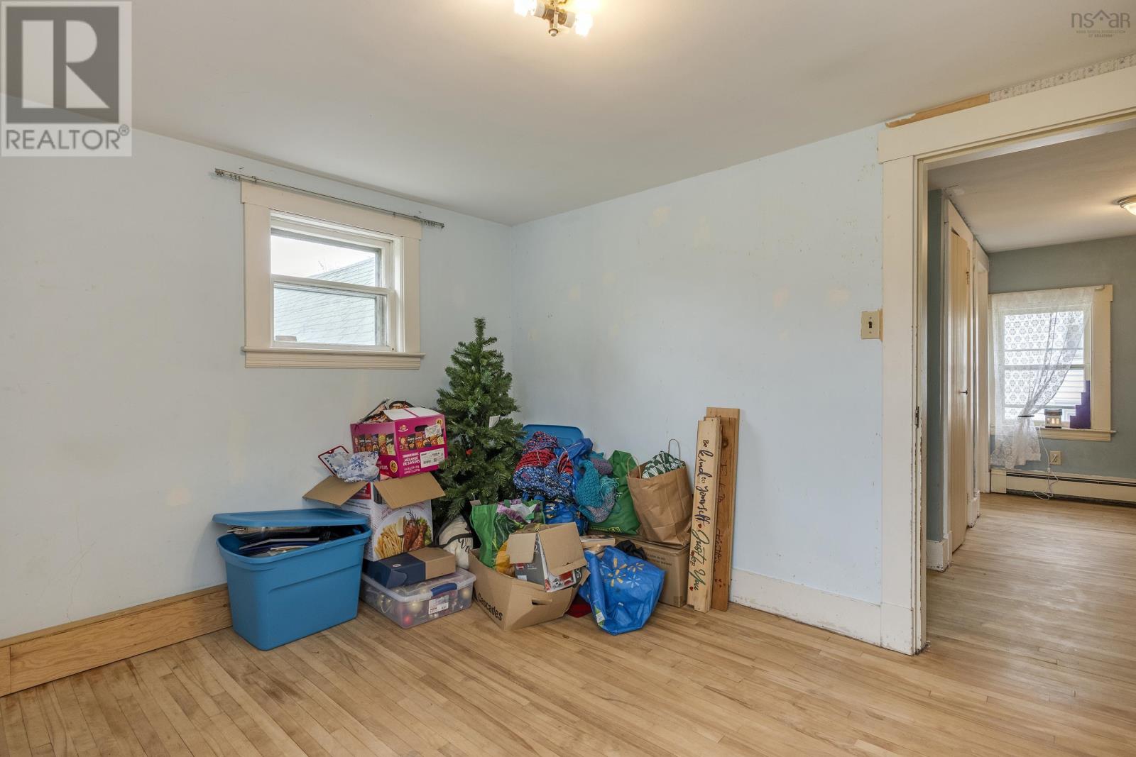 335 Granville Street Street - 31