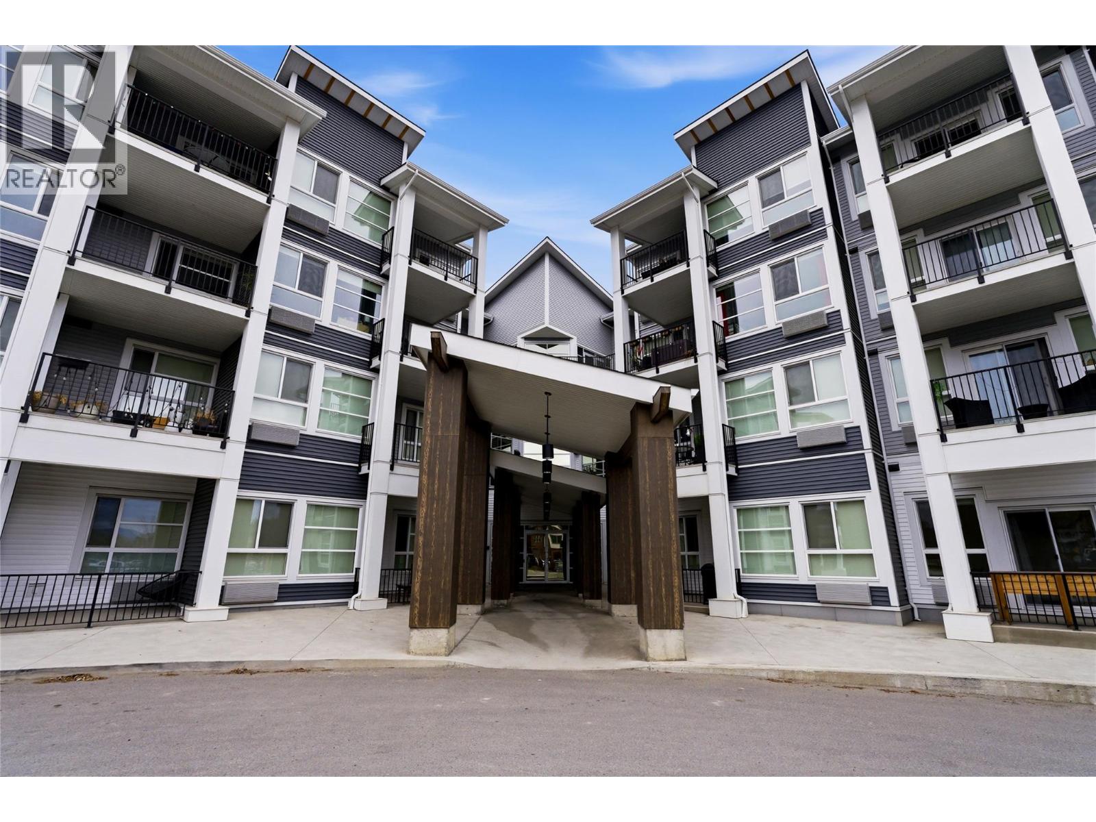 114 1880 HUGH ALLAN Drive - main photo