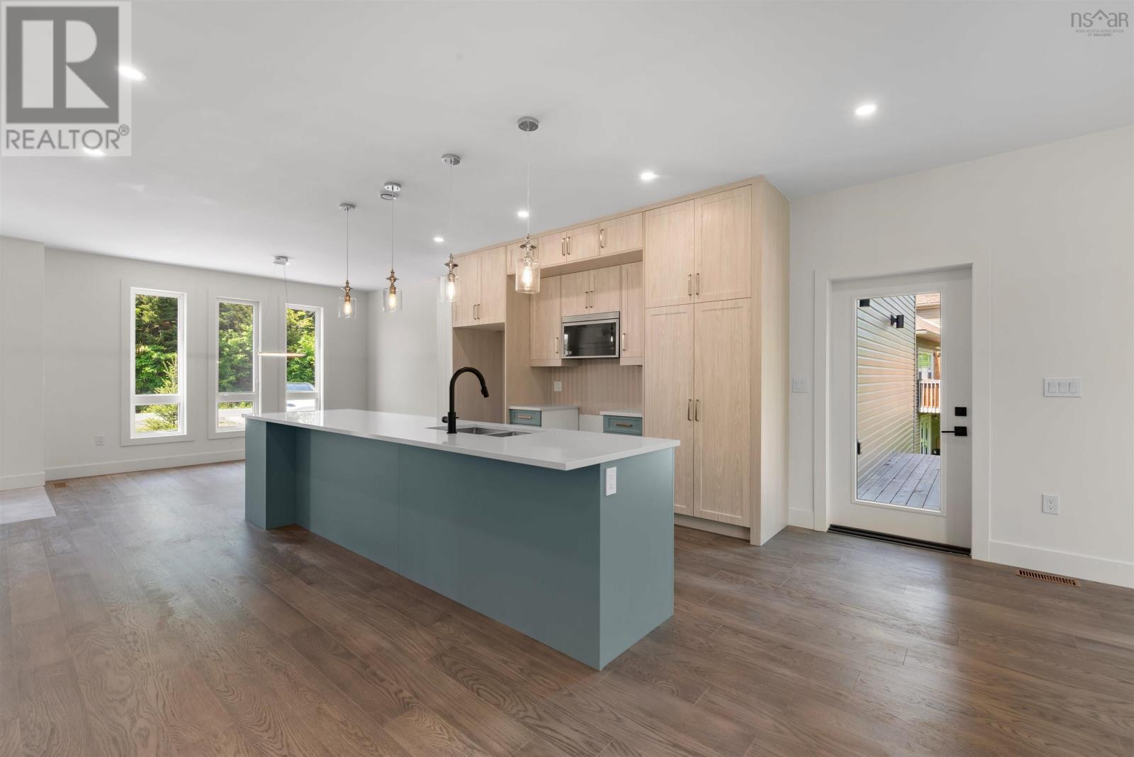 171 Carnoustie Drive - 3
