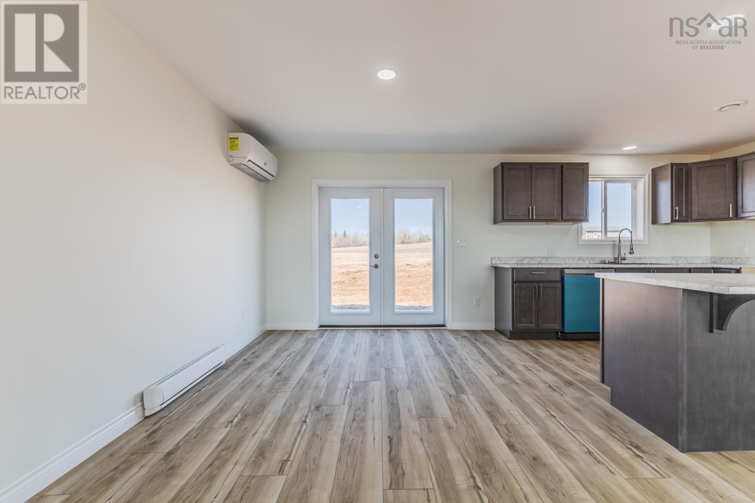 77 WEST NORTH RIVER Road - 10