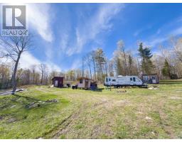 211 Lacourse Lane, Lanark Highlands, ON K0A3L0 Photo 6