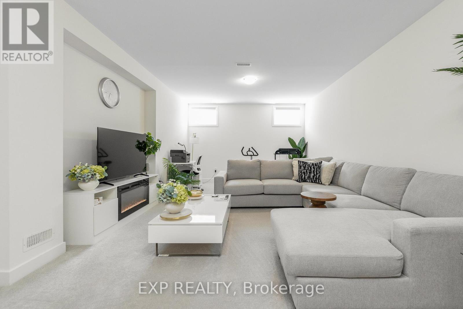 209 PINGWI PLACE - 32