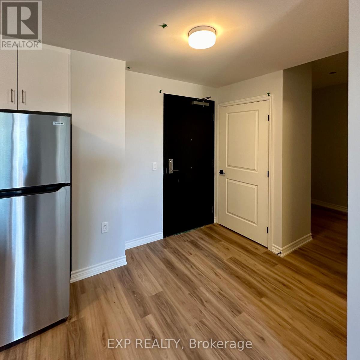 #604 1350 HEMLOCK ROAD - 13