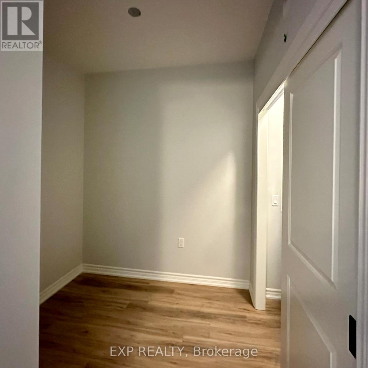 #604 1350 HEMLOCK ROAD - 17
