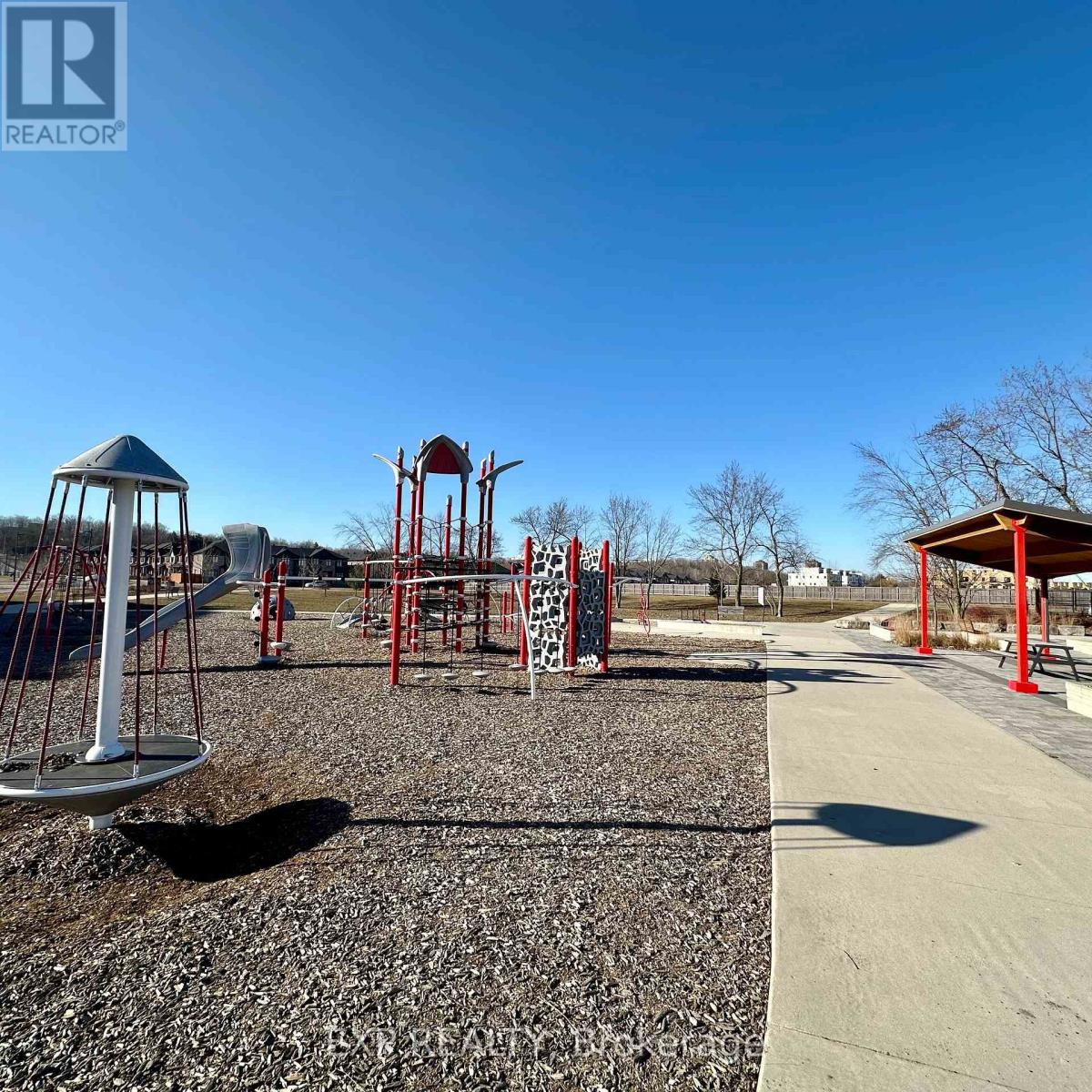 #604 1350 HEMLOCK ROAD - 26