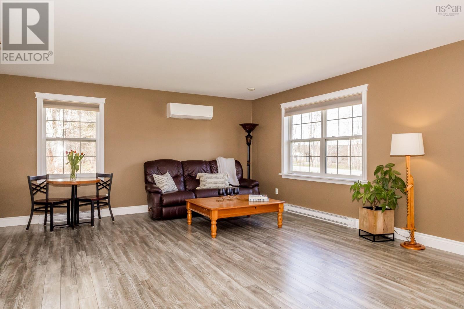 1136 Ward Road - 9