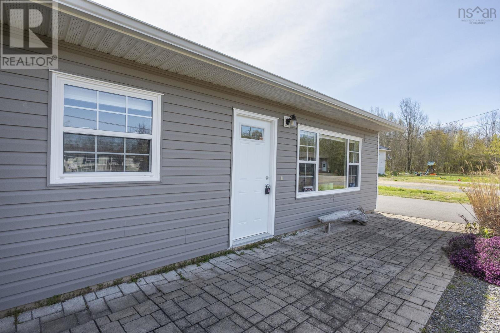 1134 ANDRINGA Drive - 22