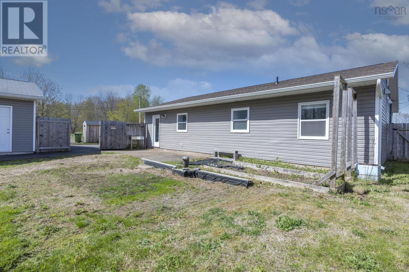 1134 ANDRINGA Drive - 28
