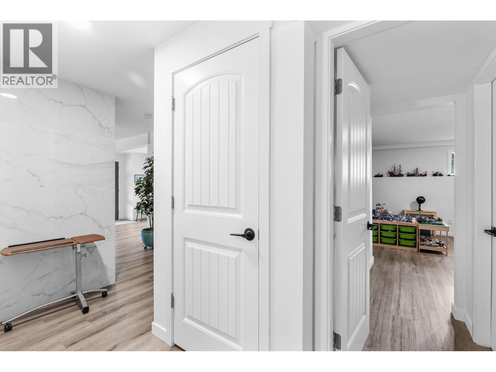 1703 Sonora Drive, Kelowna