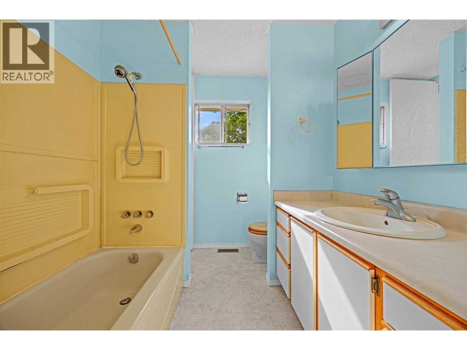 936 MCCARTNEY Road - 23