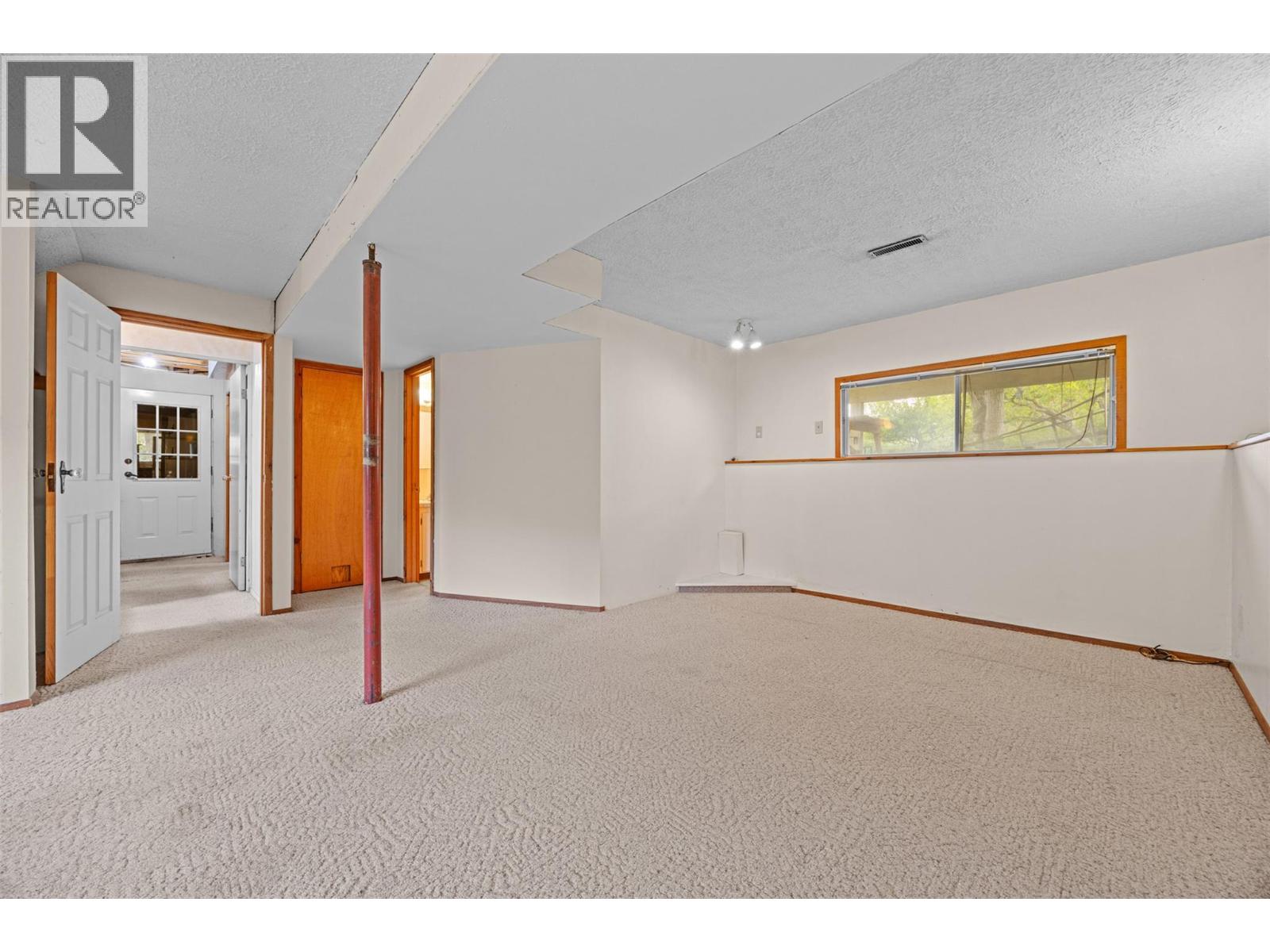 936 MCCARTNEY Road - 31