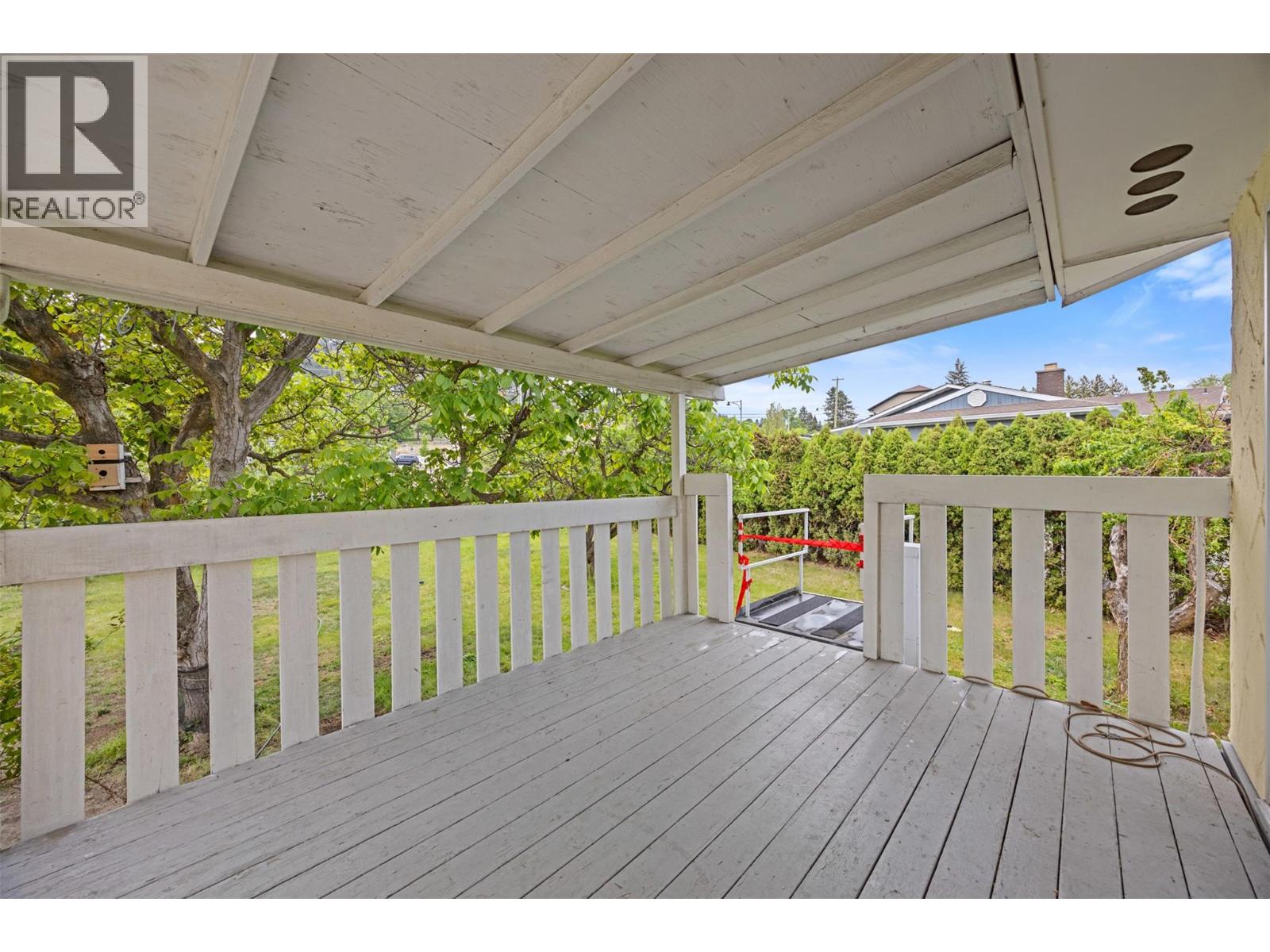 936 MCCARTNEY Road - 17
