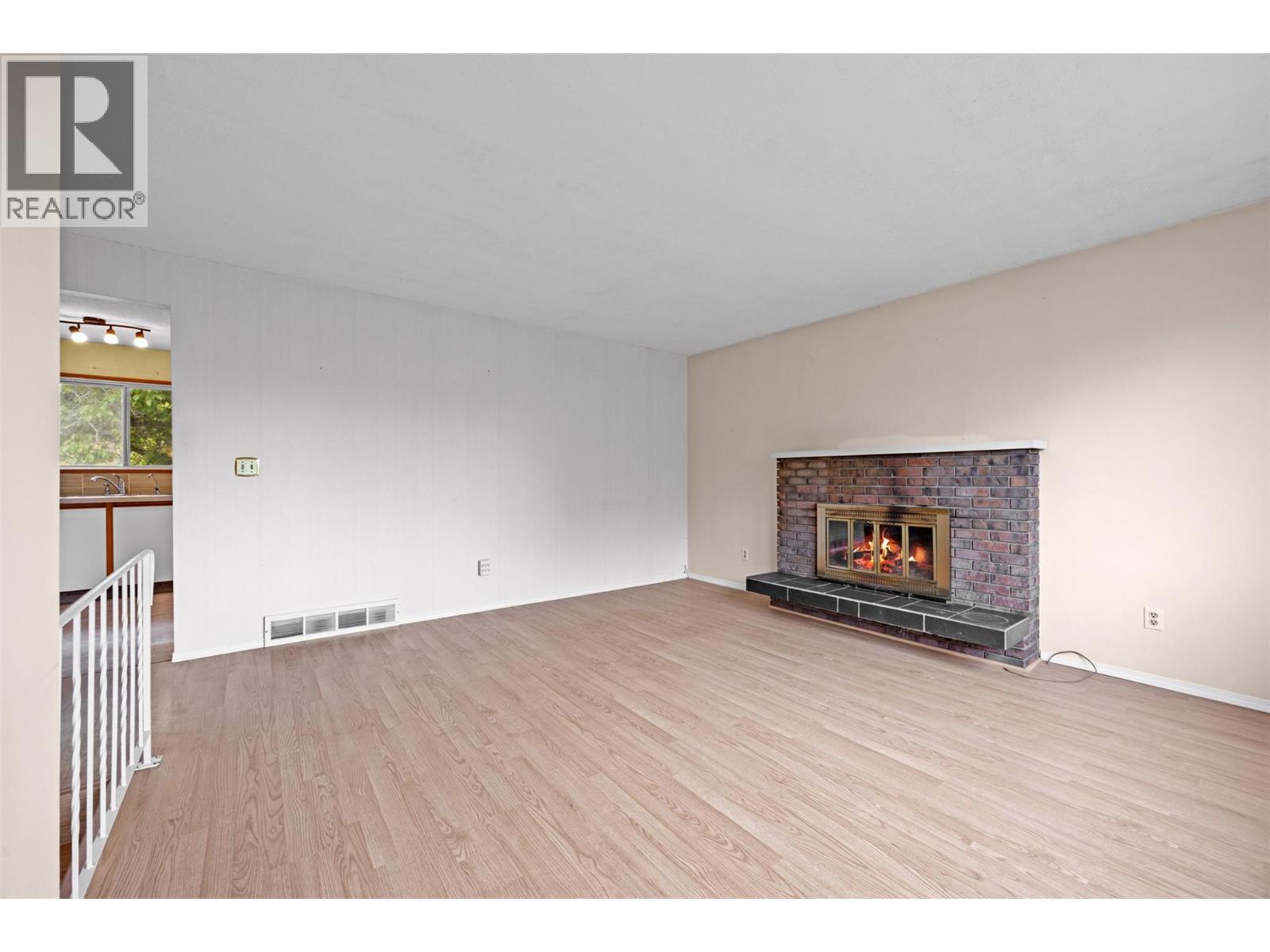 936 MCCARTNEY Road - 12