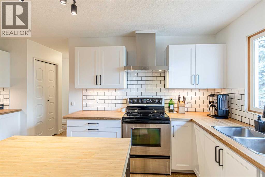 111 Lynnview Way SE - 16