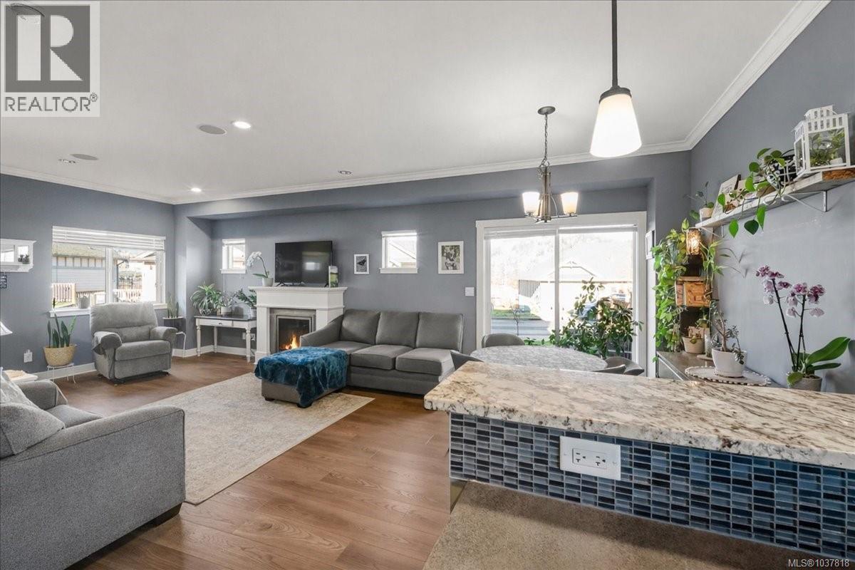 1335 Artesian Crt - 11