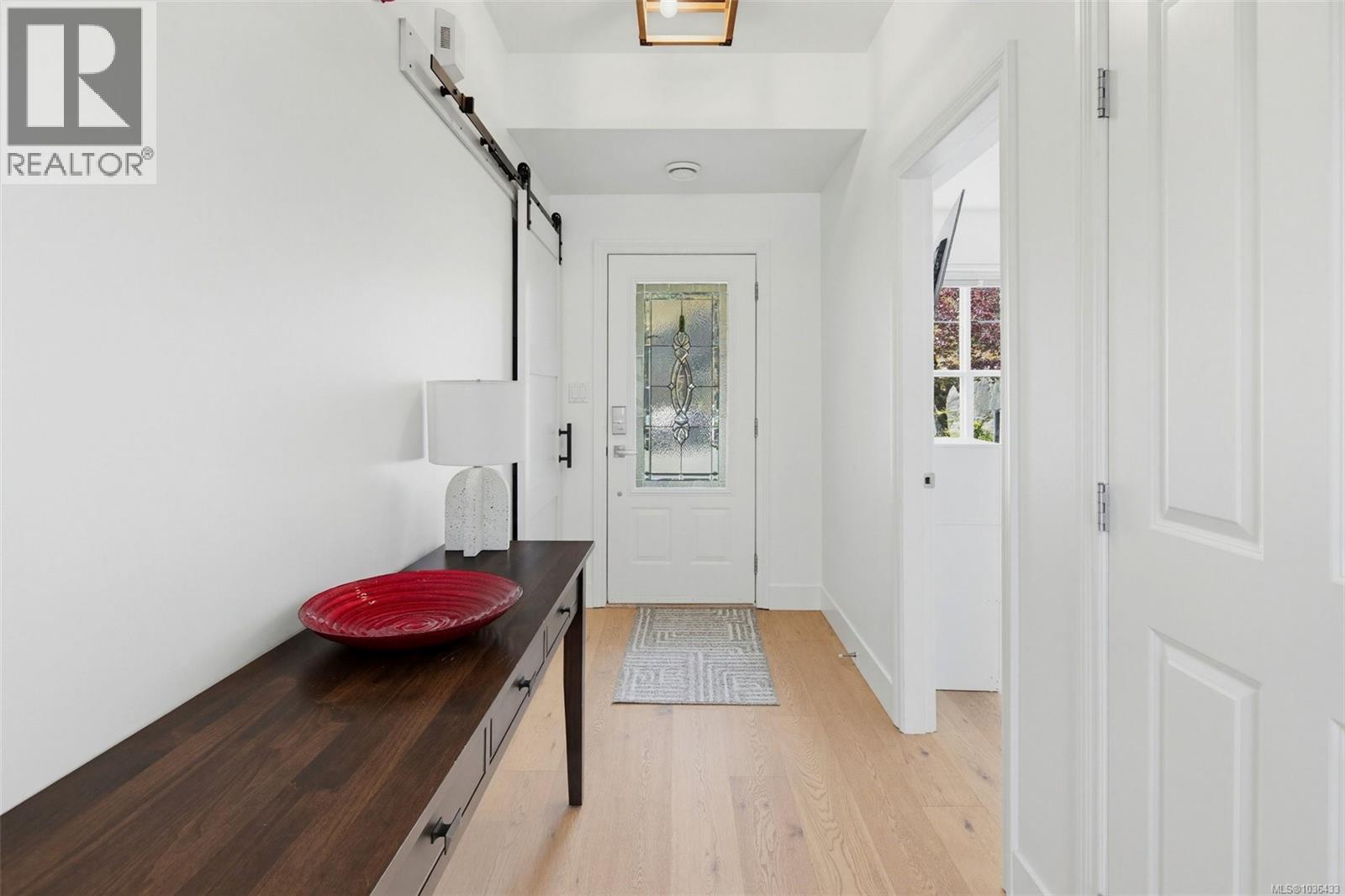 #103 945 Bear Mountain Pkwy - 32