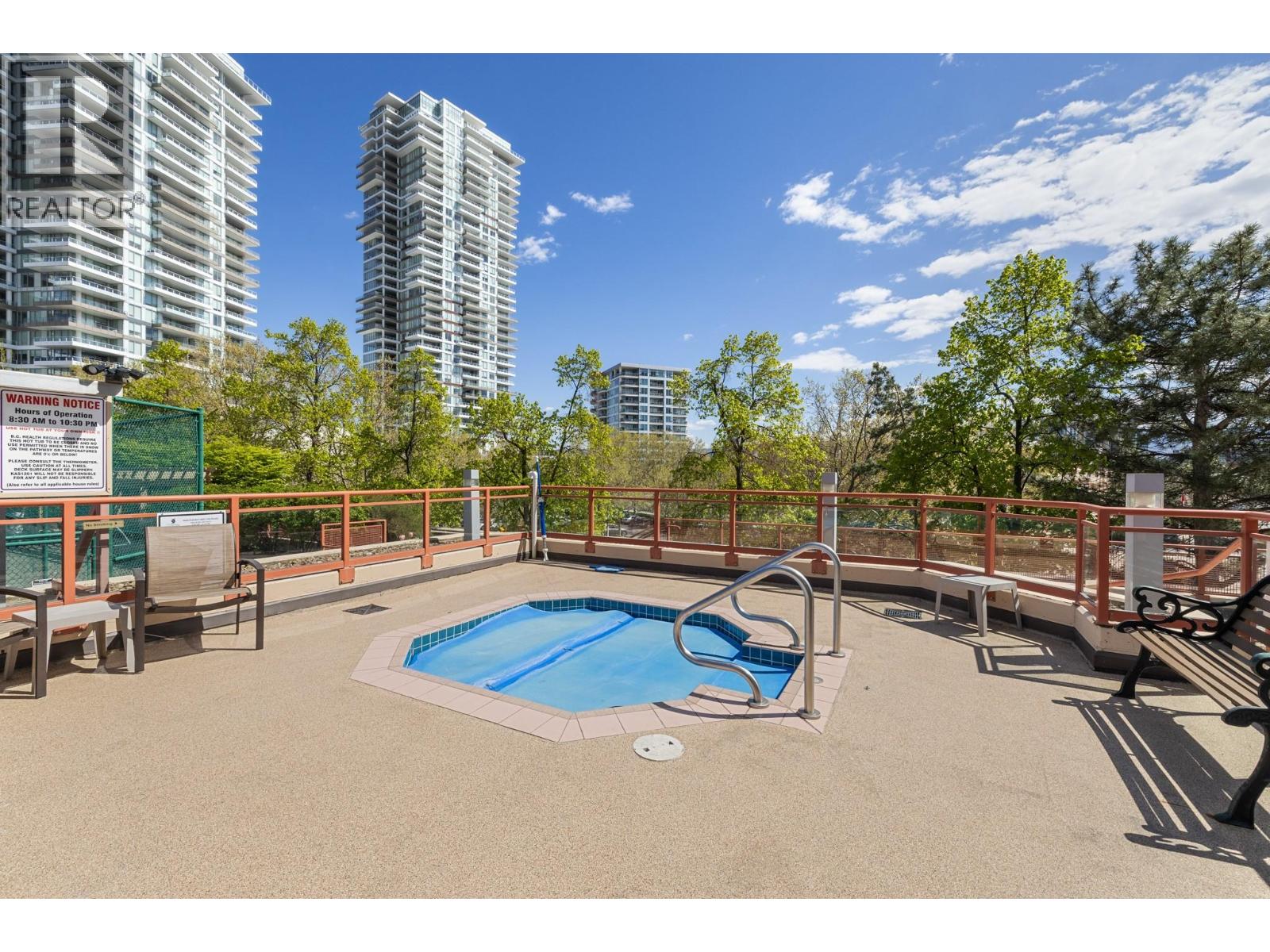 701 1160 Sunset Drive, Kelowna