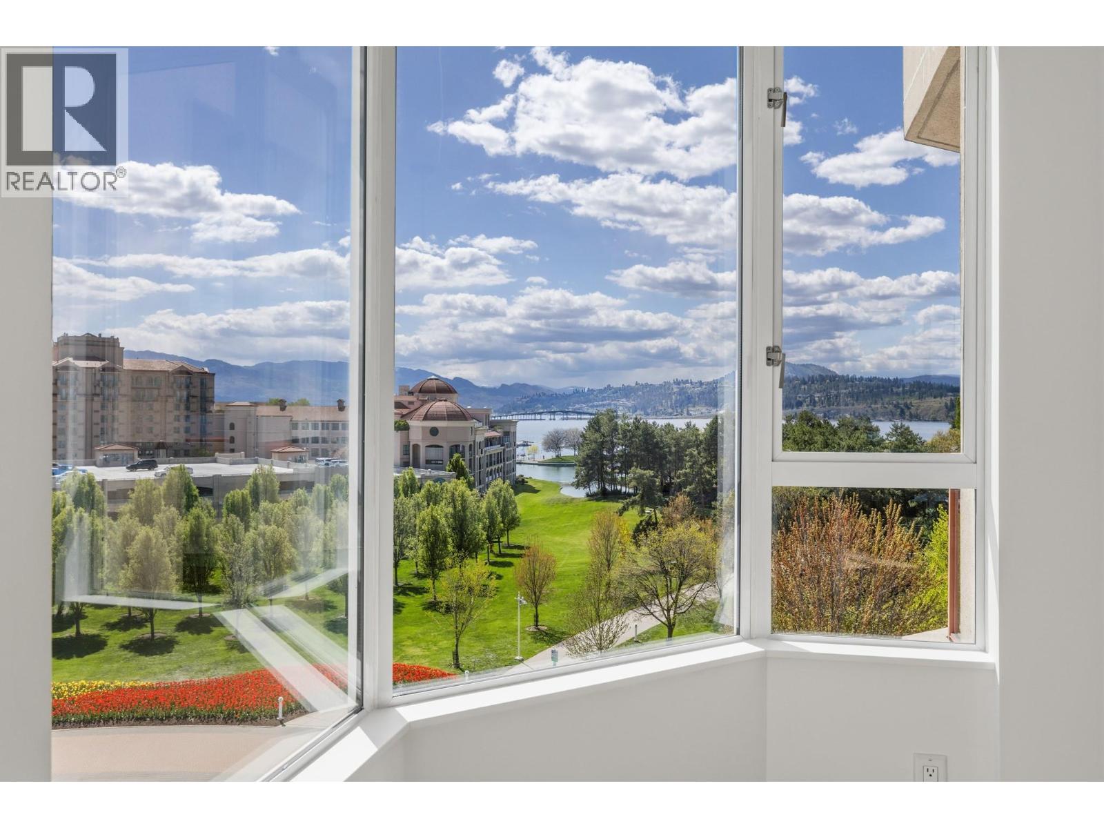 701 1160 Sunset Drive, Kelowna