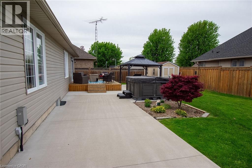 3 MEADOWBROOK Court - 49