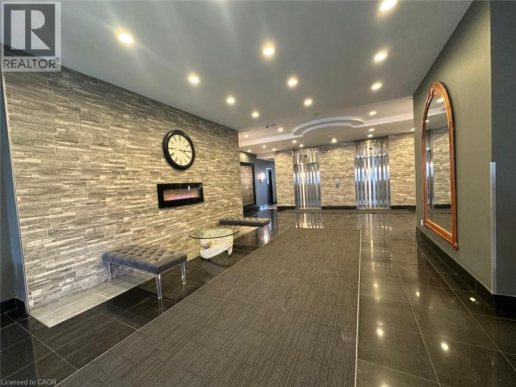 #409 135 JAMES Street S - 12