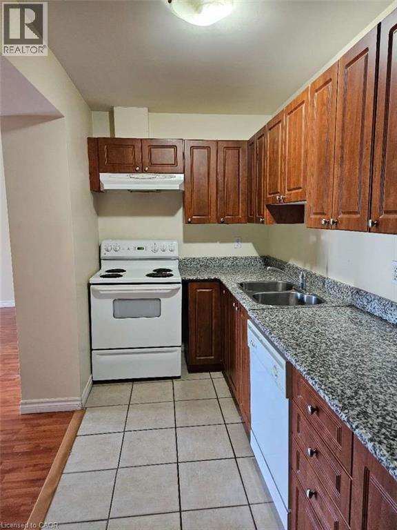 #409 135 JAMES Street S - 5