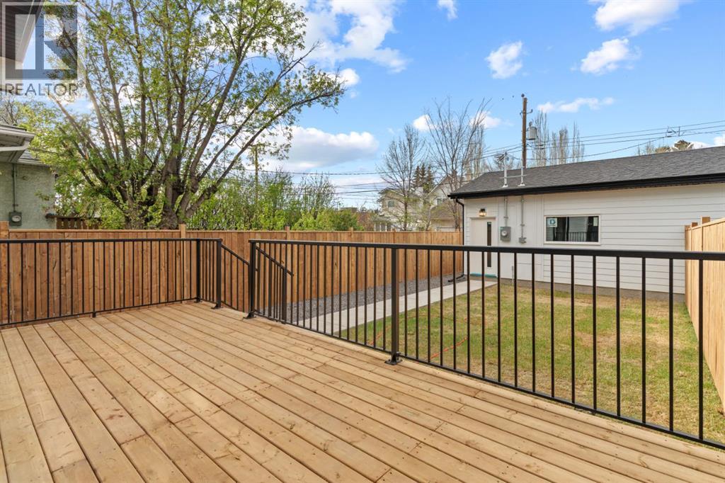 454 22 Avenue NW - 26