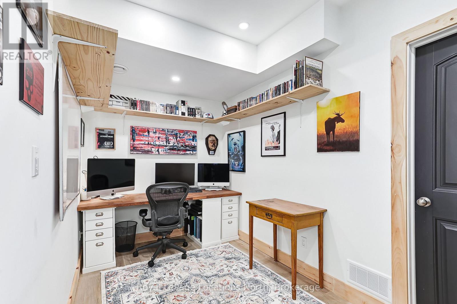50 HUGHES STREET - 32