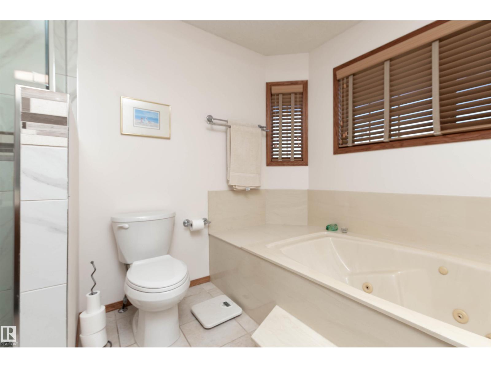 5204 190 ST NW - 25
