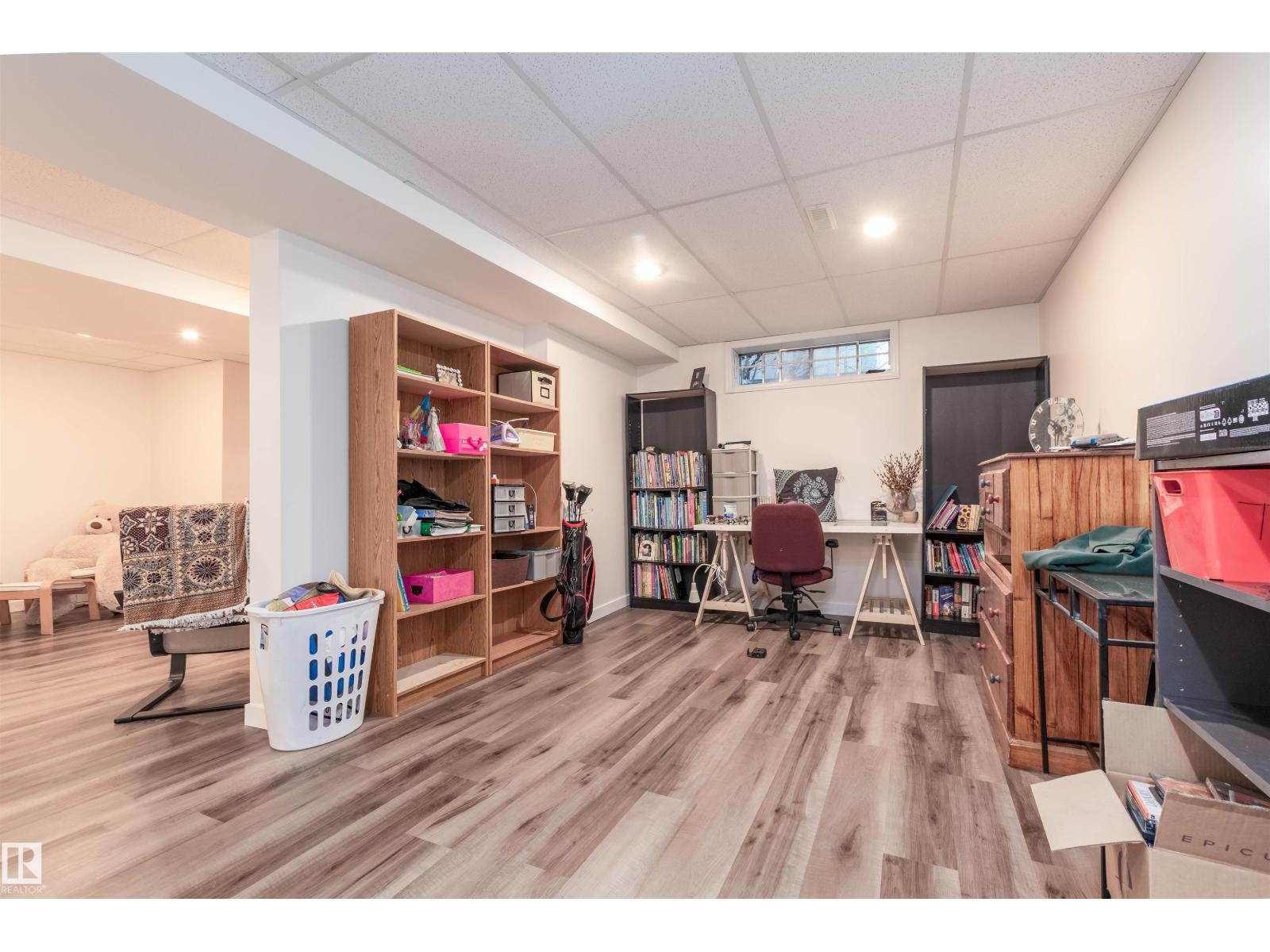 5204 190 ST NW - 31