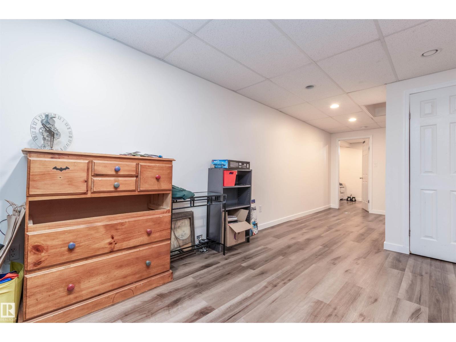 5204 190 ST NW - 32