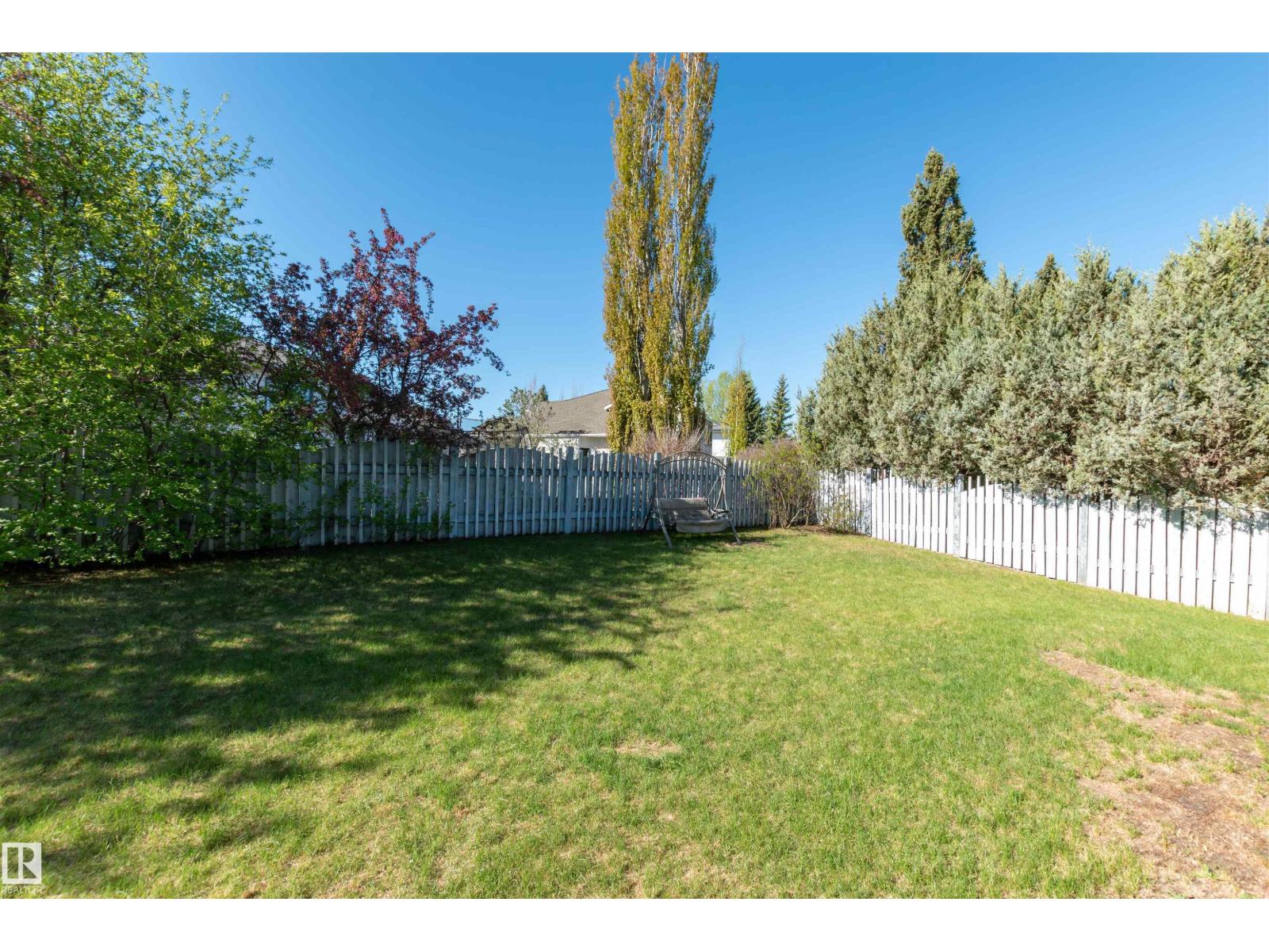 5204 190 ST NW - 44