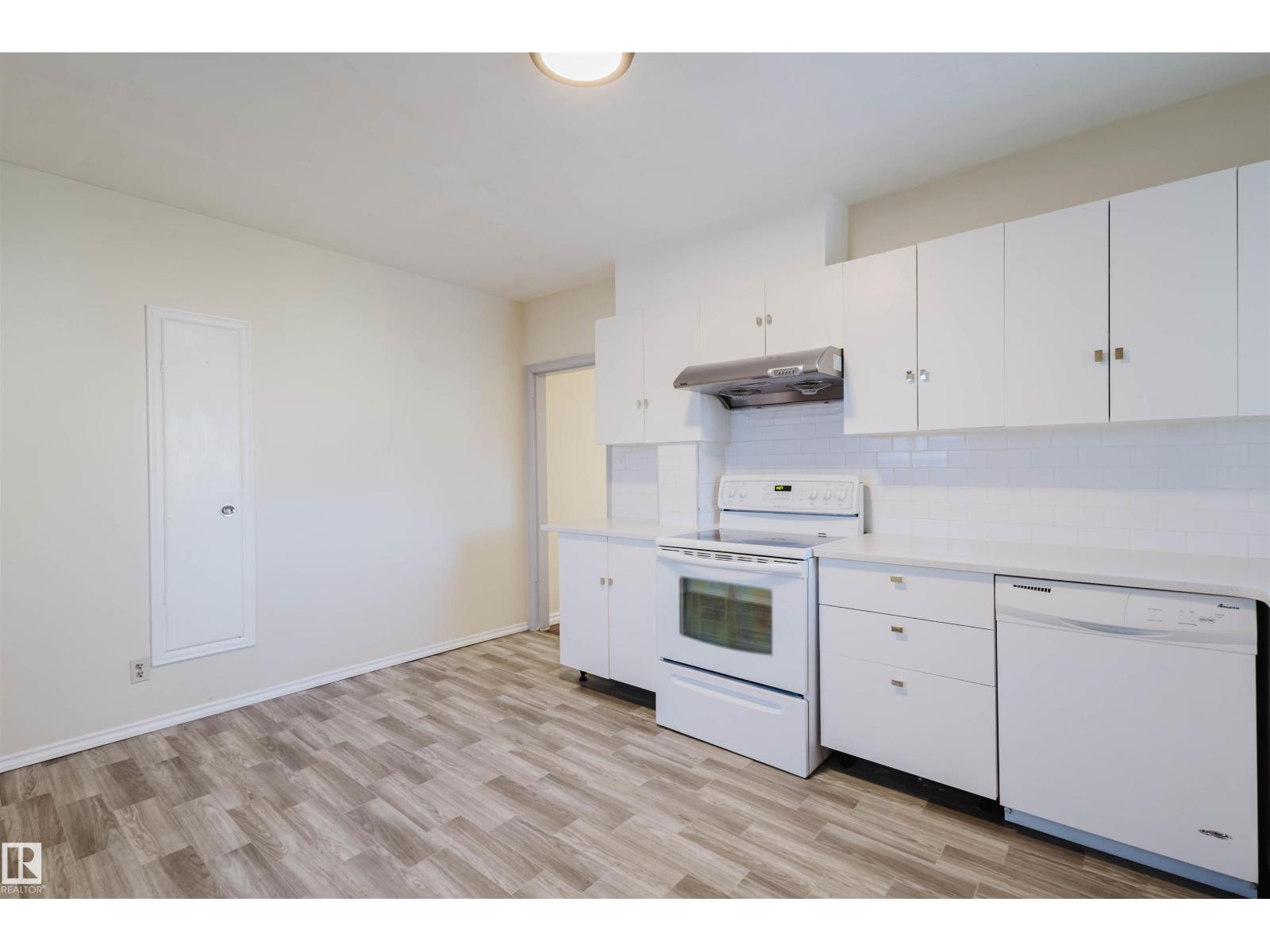 10511 80 ST NW - 10